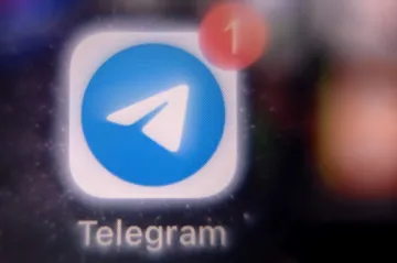 Novináři odhalili internetový nábor sabotérů pro akce v Evropě