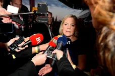 Švédská premiérka Anderssonová uznala porážku a odstoupí. Vládu bude sestavovat pravice