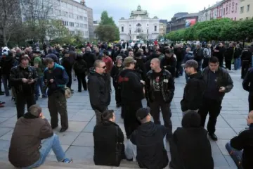 Neonacisté vyrazili do ústeckých ulic