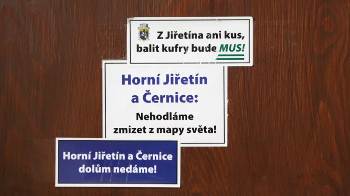 Dveře v Horním Jiřetíně