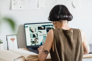 Nejvyšší správní soud zamítl žalobu kvůli blokaci dezinformačních webů