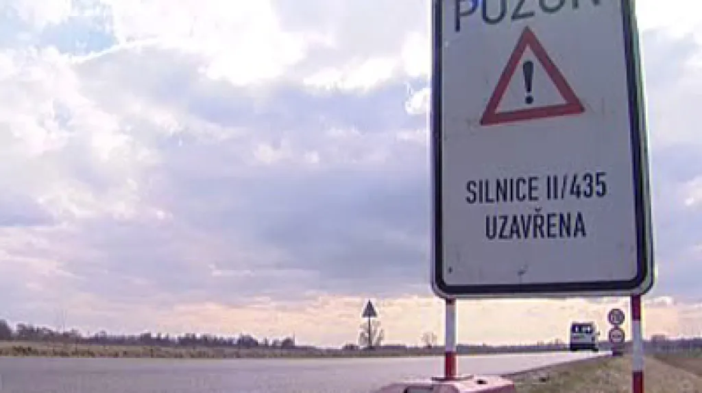 Uzavírka na silnici II/435