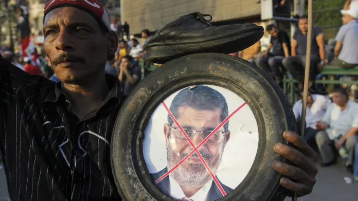 Pryč s Mursím, žádají Egypťané