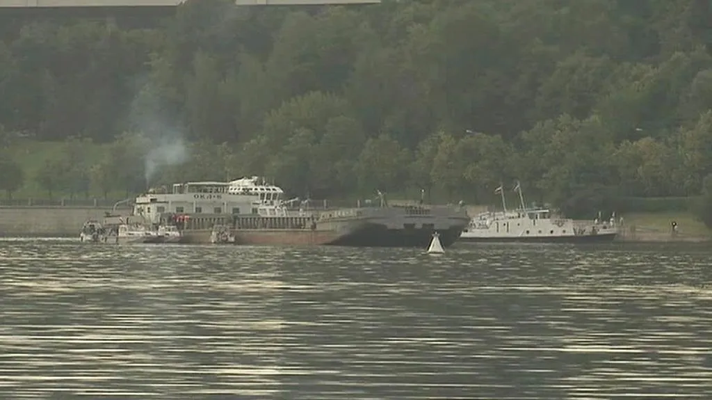 Srážka lodí na řece Moskvě