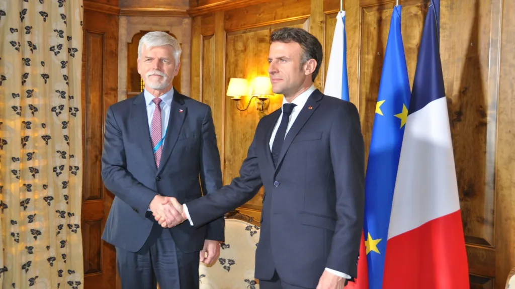 Petr Pavel a Emmanuel Macron