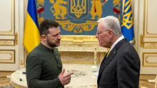Volodymyr Zelenskyj a Keith Kellogg