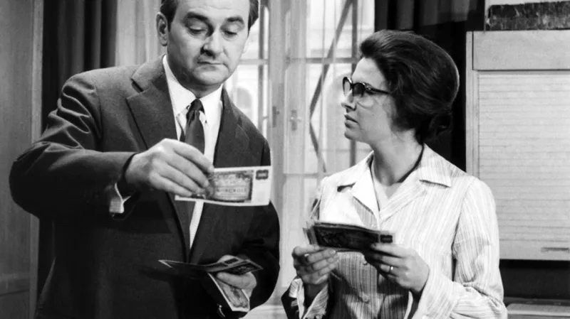 Jiří Sovák ve filmu Nejlepší ženská mého života