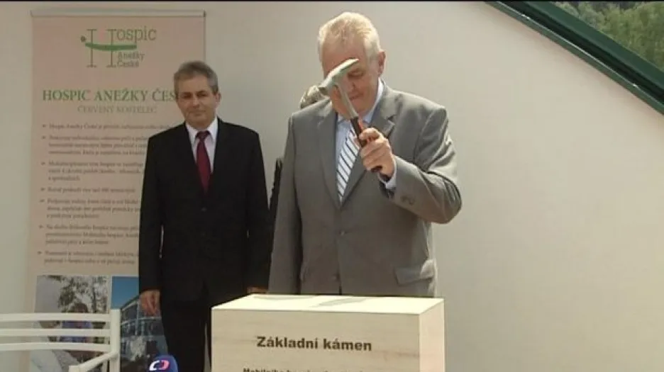 Zeman přijel podpořit rozšíření hospicu