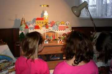 Živý betlém a adventní výstava v Košticích