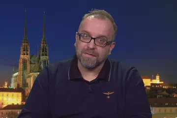 Antisemité jsou mezi neonacisty, „vlastenci“, muslimy i krajní levicí, říká odborník na extremismus