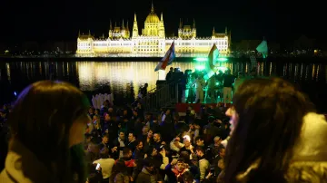 Shromáždění na podporu strany Tisza v Budapešti