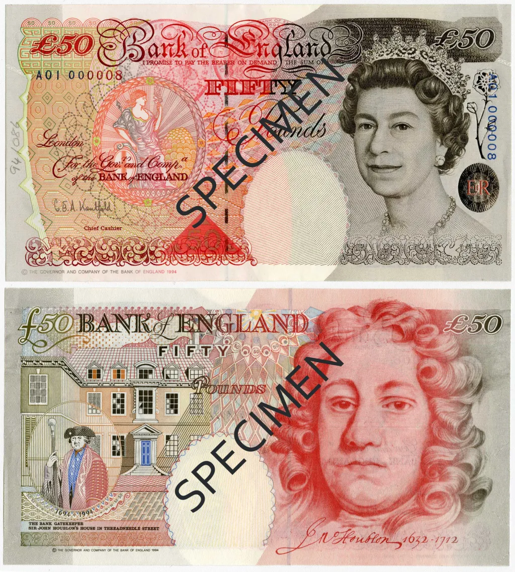 Bankovka série E s královnou Alžbětou II. a Johnem Houblonem v hodnotě padesát liber (v oběhu od 20. 4. 1994 do 30. 4. 2014)