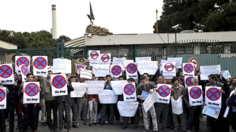 Konečná dohoda o jádru v nedohlednu