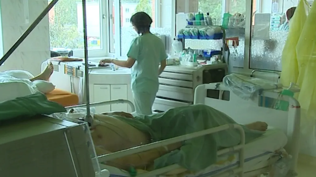 Zlínská nemocnice dluží dodavatelům bezmála půl miliardy