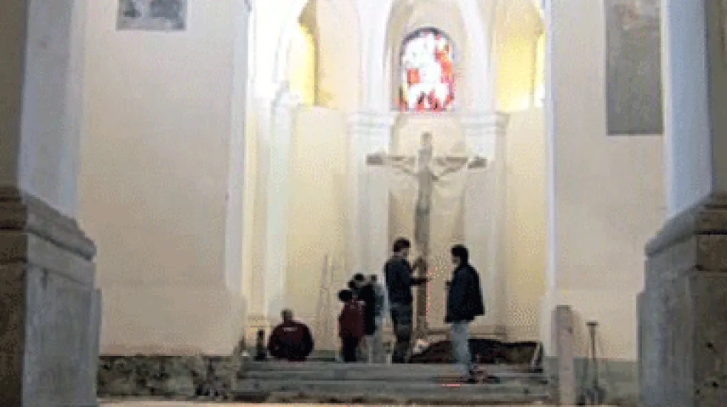 Interiér kostela Mistra Jana Husa