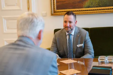 Pavel v pondělí jmenuje Červeného ministrem. Na setkání řešili ochranu přírody