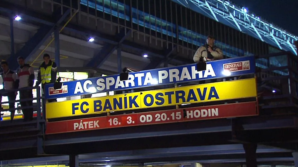 Zápas mezi Spartou a Baníkem na pražské Letné