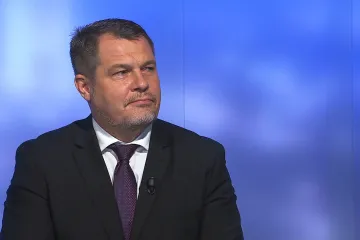 Putin je symbolem stability. Lidé však proti režimu protestují čím dál víc, říká velvyslanec