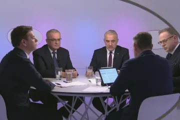 Vznikající vláda má rozpor mezi příjmy a výdaji, na snížení daní není prostor, míní hosté OVM