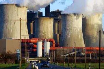 Berlín rozhodne o osudu nejšpinavějšího zdroje energie do půl roku