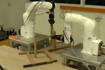 Roboti do roku 2030 nahradí až 20 milionů lidí jen v továrnách, říká oxfordský výzkum. Nejvíc to pocítí Čína