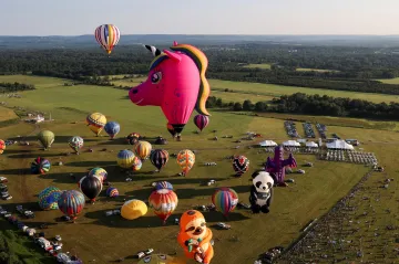 Jednorožec, panda i žába jsou lehčí než vzduch. Potkali se nad New Jersey 