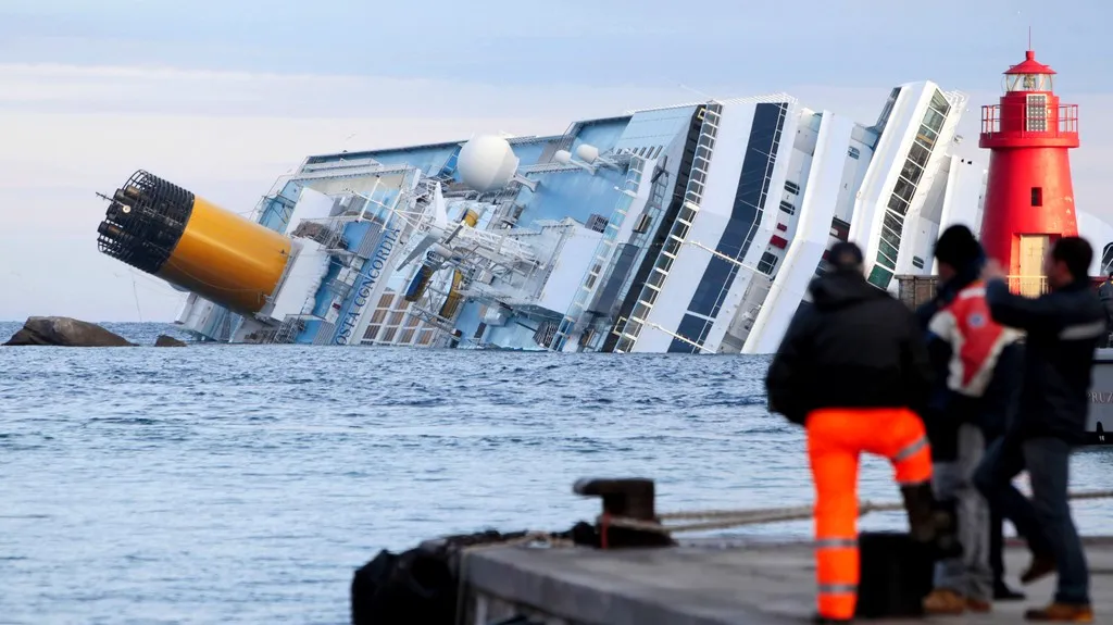 Ztroskotaná italská loď
