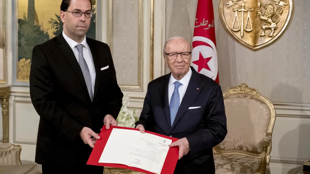 Prezident Sibsí (vpravo) s nově jmenovaným premiérem Šáhidem
