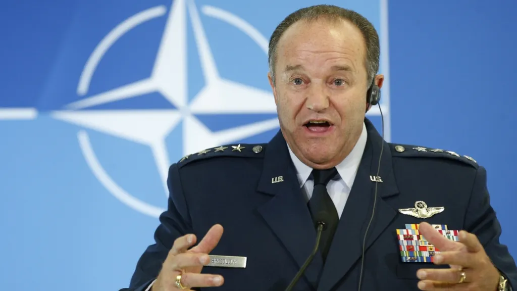 Šéf sil NATO v Evropě Philip Breedlove
