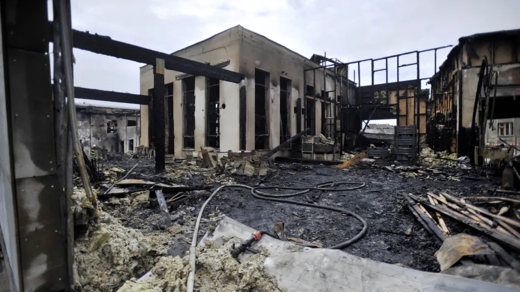 Vyhořelá galvanovna v Lanškrouně