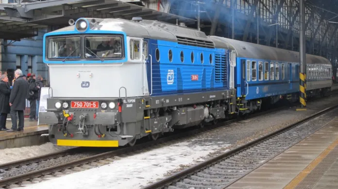 ČD představily zrekonstruovanou dieselovou lokomotivu 750.701.
