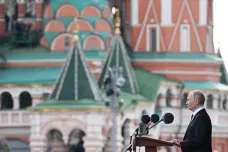 „Celá země podporuje válku na Ukrajině,“ prohlásil Putin na přehlídce v Moskvě