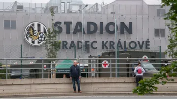 Otevření nového fotbalového stadionu v Hradci Králové