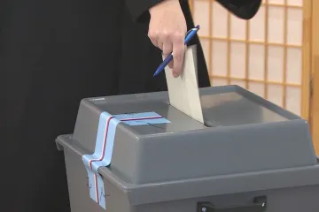 Přísnější podmínky pro zákonodárce a sběr podpisů i on-line, navrhuje vnitro změny volby prezidenta