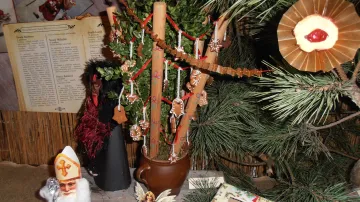 Vrkoč s hůlkami na výstavě "U vánočního stolu"