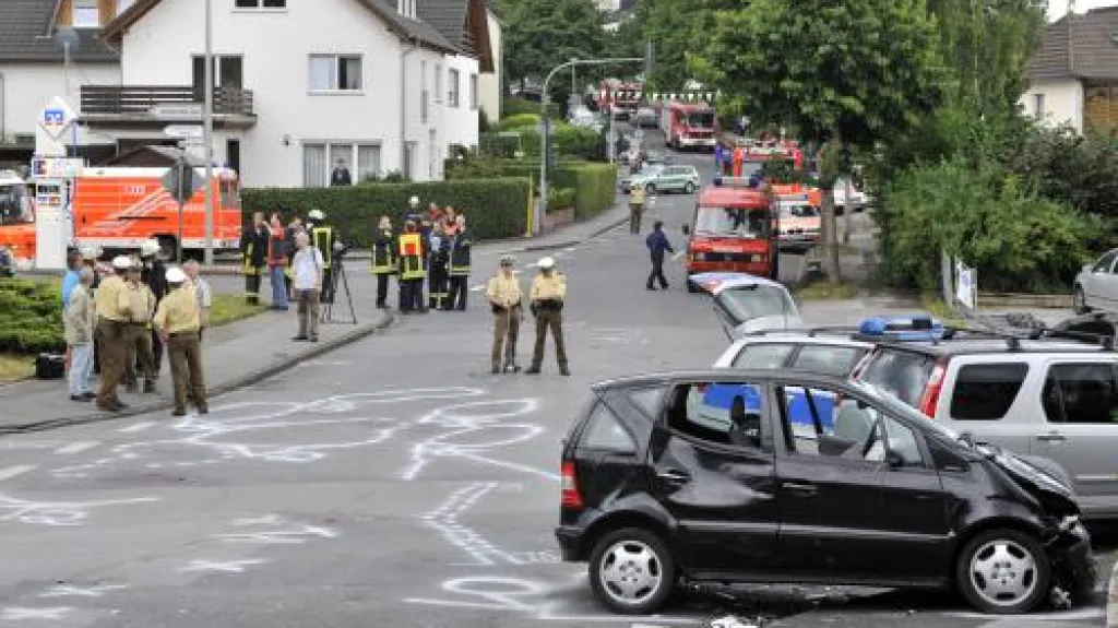 Následky tragické nehody v Mendenu