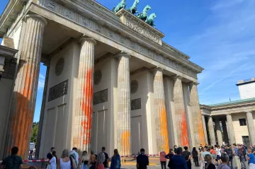 „Klimatických ničitelů obrazů“ je pár, ale jsou vidět. Studie nastínila radikální hnutí s hlubokými kořeny