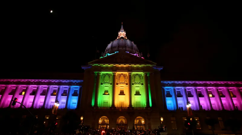 Pieta v duhových barvách