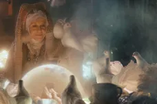 Zesnulá Giulietta Masinová jako Perinbaba sype v pokračování sníh na kina