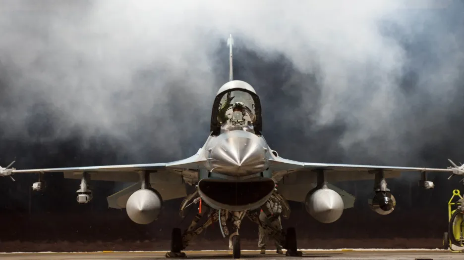 Stíhací letoun F-16 Fighting Falcon