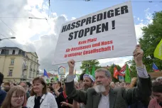 V Německu se zvyšuje agresivita vůči politikům. Pachatele útoku na Eckeho policie dopadla