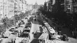 Pohled na tramvajovou linku na Václavském náměstí v roce 1937