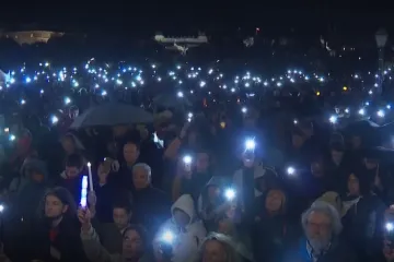 Napětí na Blízkém východě doléhá i do Vídně. Odehrálo se tam několik incidentů včetně žhářského útoku 