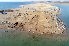 Archeologové odhalili 3400 let staré město na dně vyschlé nádrže. Patřilo starověké říši Mitanni