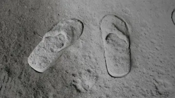 Merapi zasypala své okolí vrstvou žhavého popela