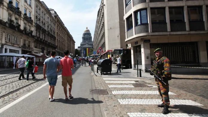 Voják v ulicích Bruselu