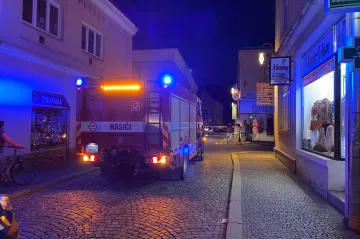 V domě v Litovli na Olomoucku zřejmě vybuchl plyn. Jeden člověk utrpěl vážné popáleniny