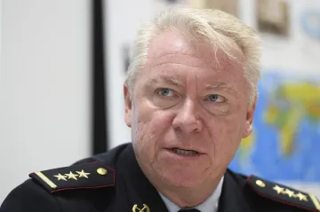 Exšéf policie Husák získal post u Frontexu. Hlásil se jako jediný, píší Seznam Zprávy