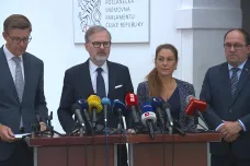 Decroix představila vládě časovou osu bitcoinové aféry