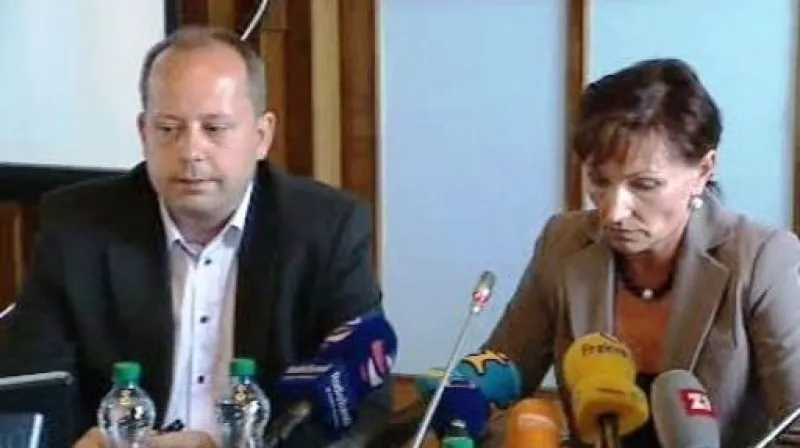 Brífink k platům zdravotních sester